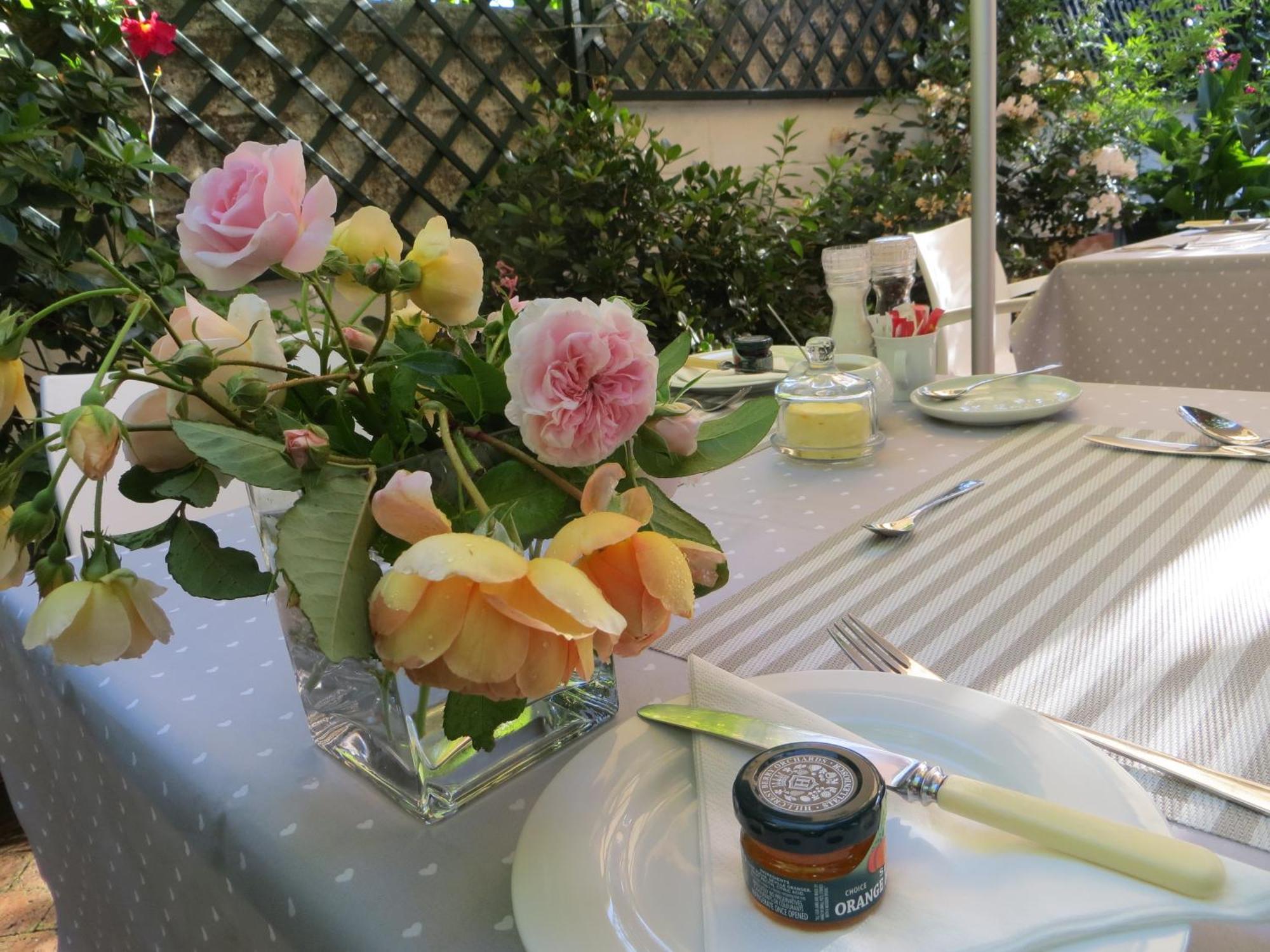 Penelope'S Stellenbosch Bed & Breakfast Exterior foto