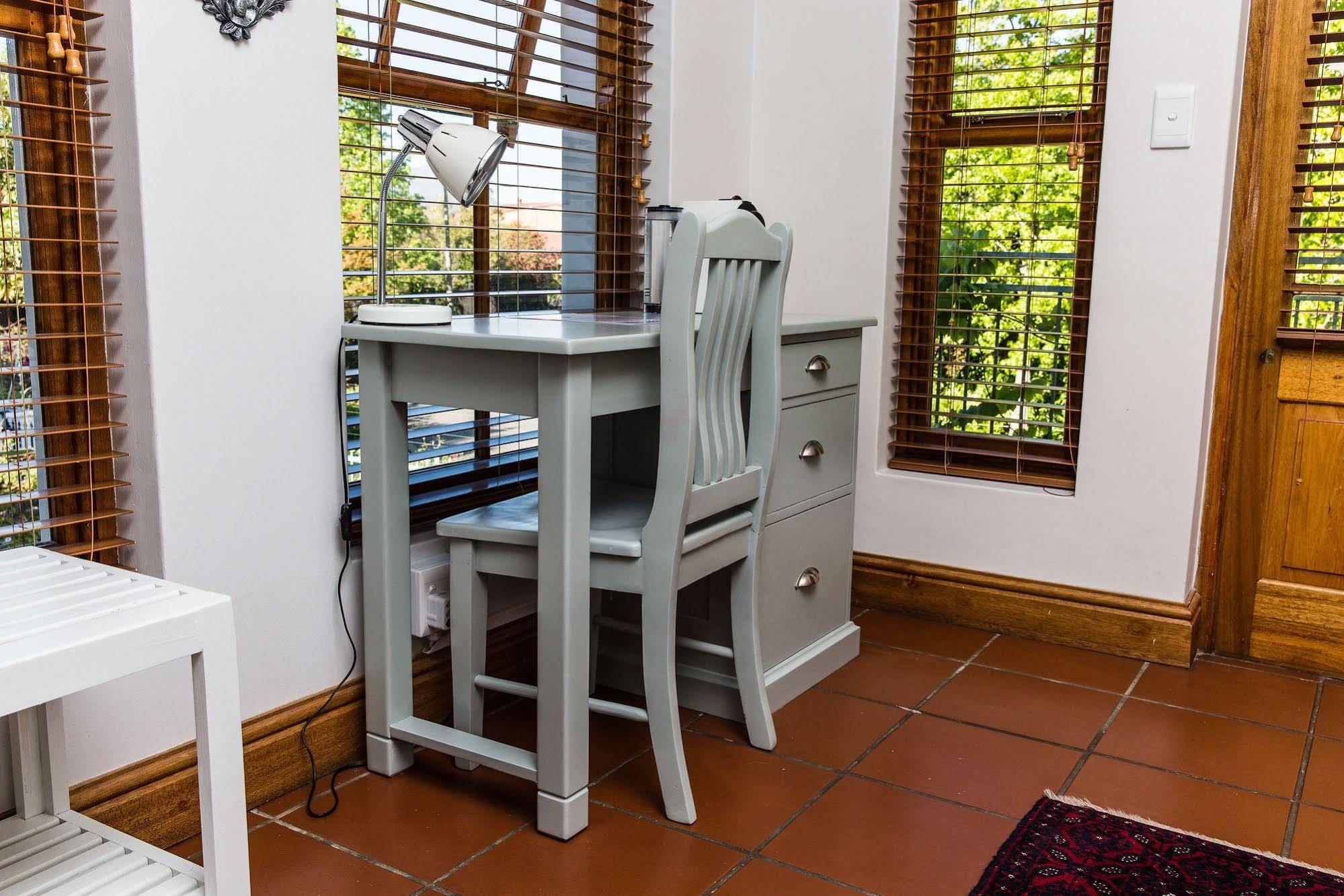 Penelope'S Stellenbosch Bed & Breakfast Exterior foto